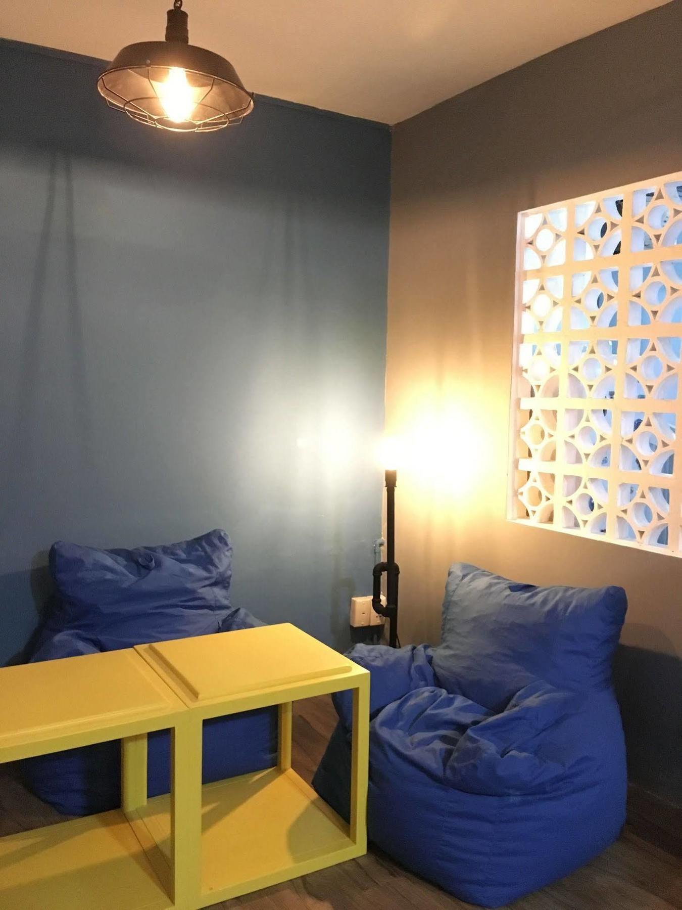 Goco Hostel Хошимін Екстер'єр фото