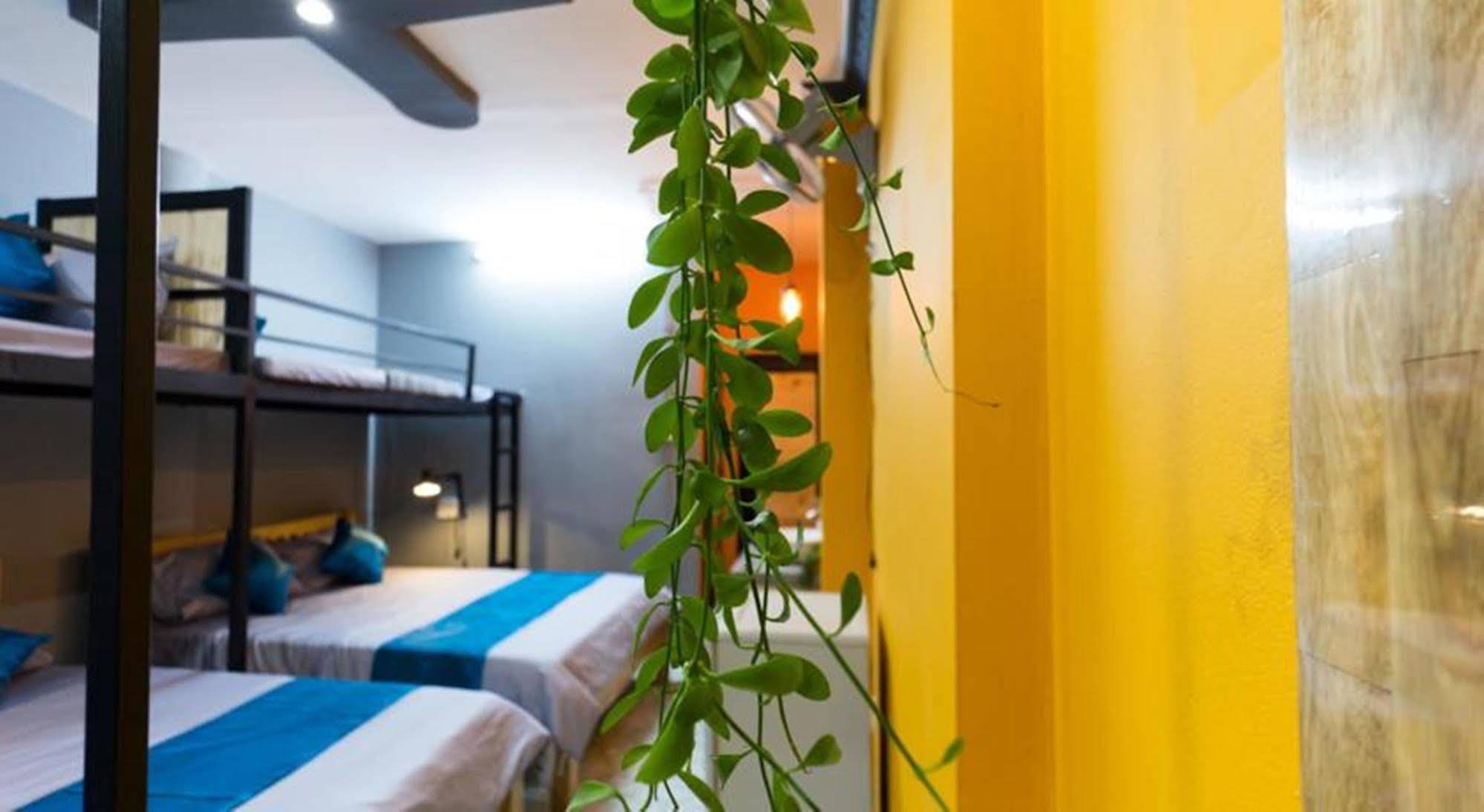 Goco Hostel Хошимін Екстер'єр фото