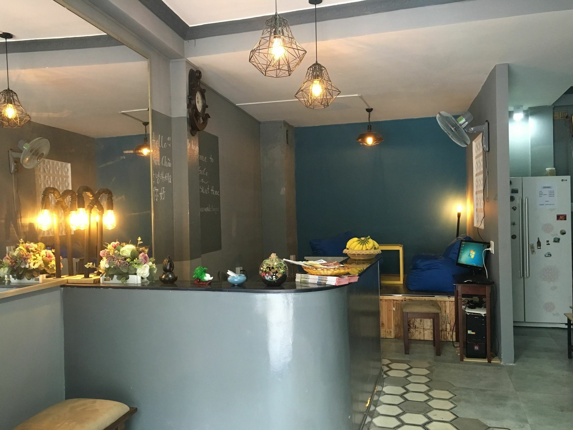 Goco Hostel Хошимін Екстер'єр фото